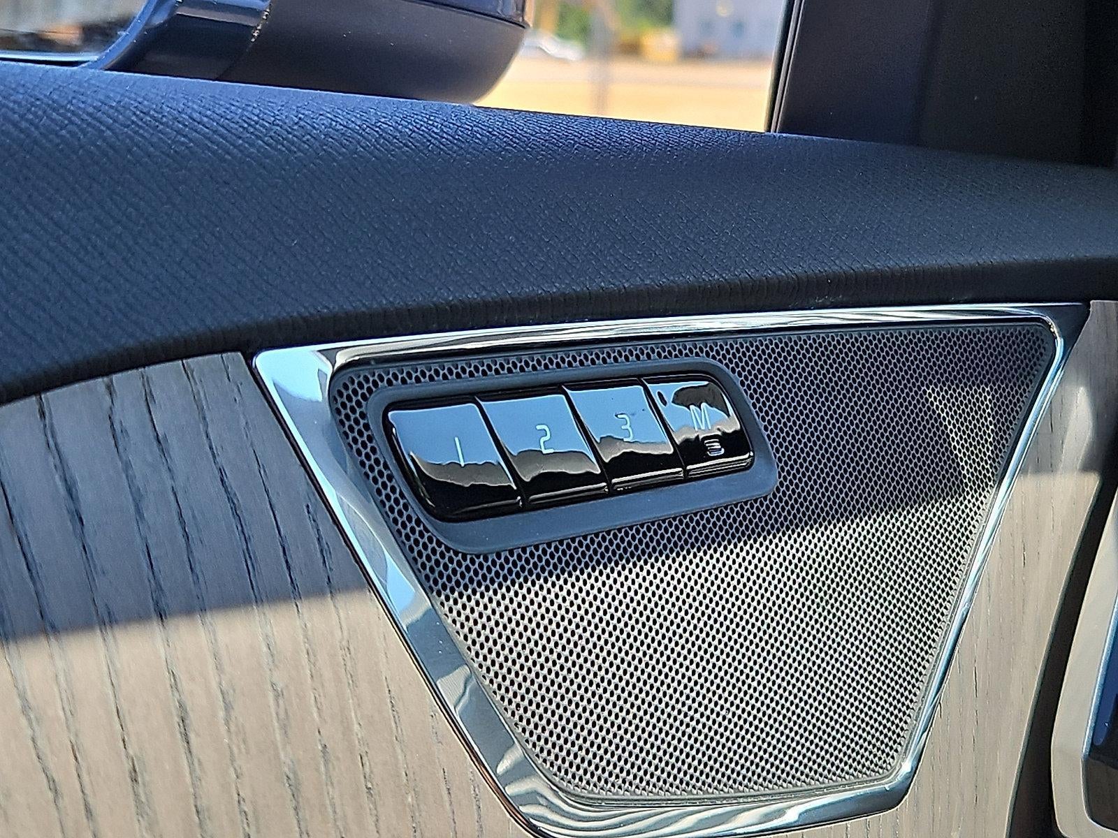 2023 Volvo XC90 B6 AWD Plus 6P