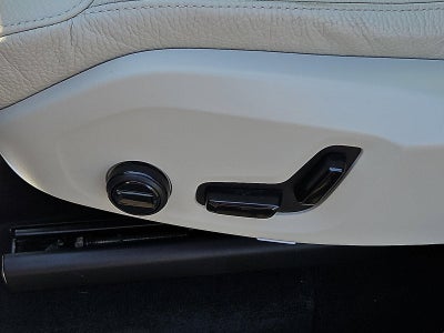 2023 Volvo XC90 B6 AWD Plus 6P