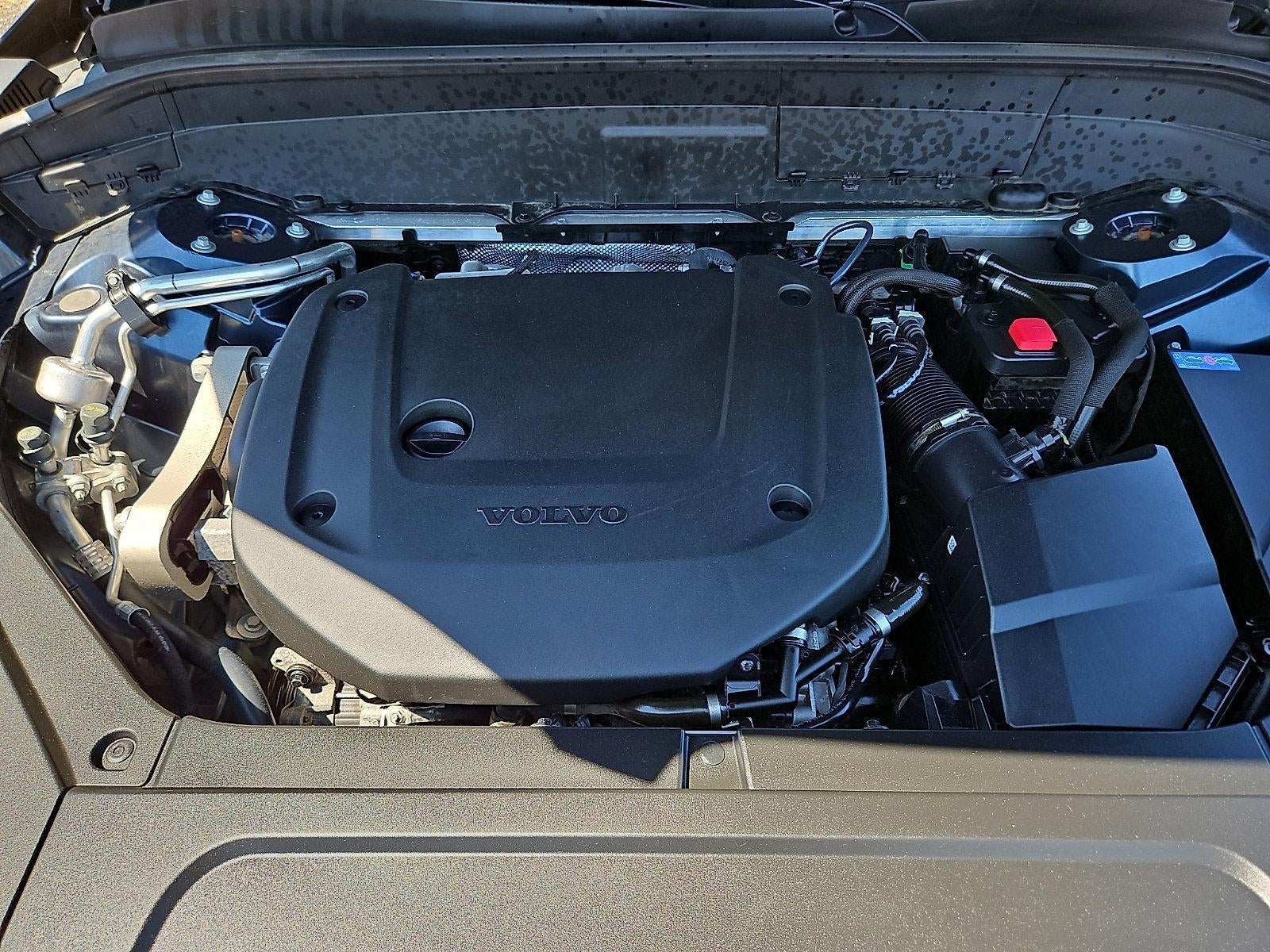 2023 Volvo XC90 B6 AWD Plus 6P