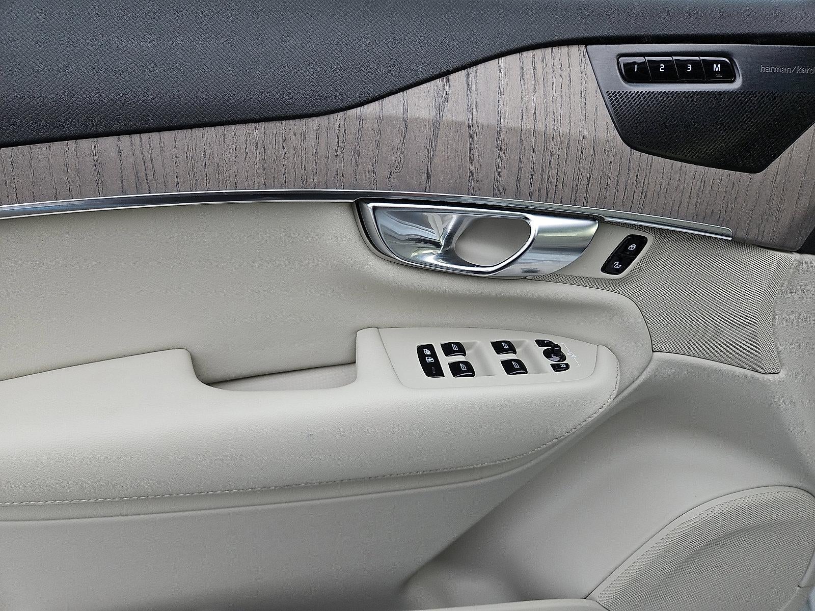 2023 Volvo XC90 B6 AWD Plus 6P