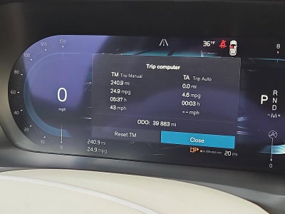 2023 Volvo XC90 B6 AWD Plus 6P