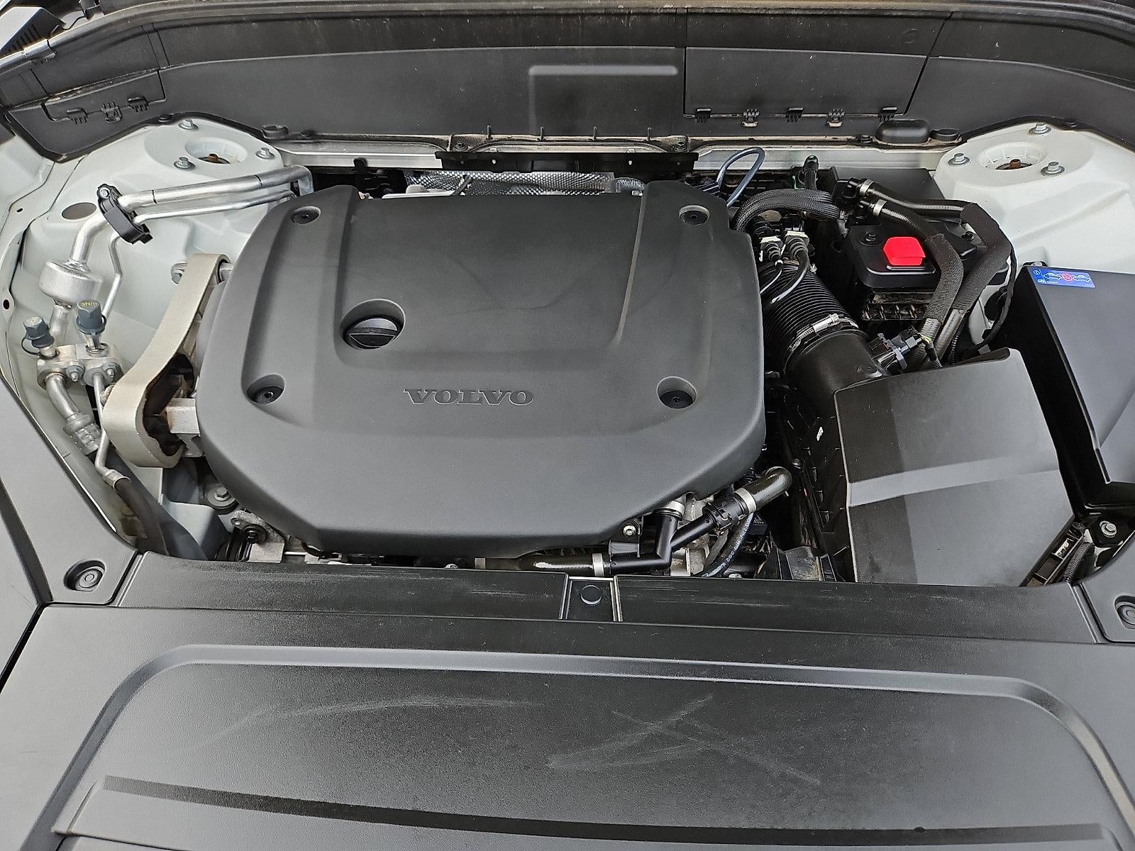 2023 Volvo XC90 B6 AWD Plus 6P