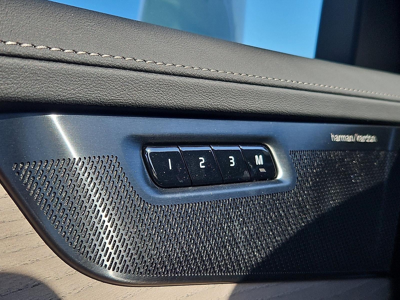 2026 Volvo XC90 B6 AWD Plus 6-Seater