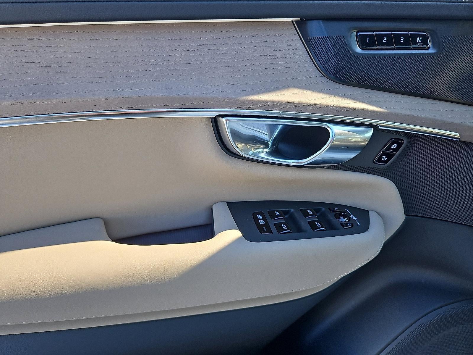 2026 Volvo XC90 B6 AWD Plus 6-Seater