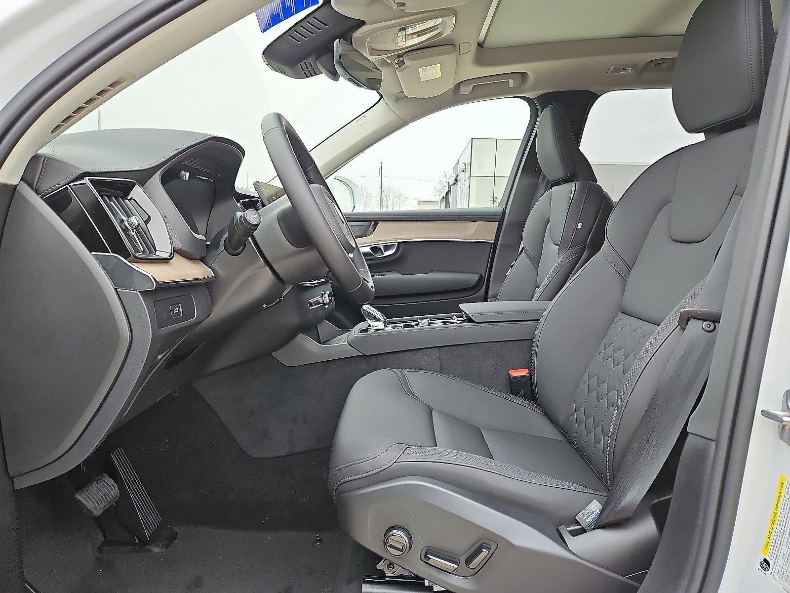 2026 Volvo XC90 B6 AWD Plus 6-Seater