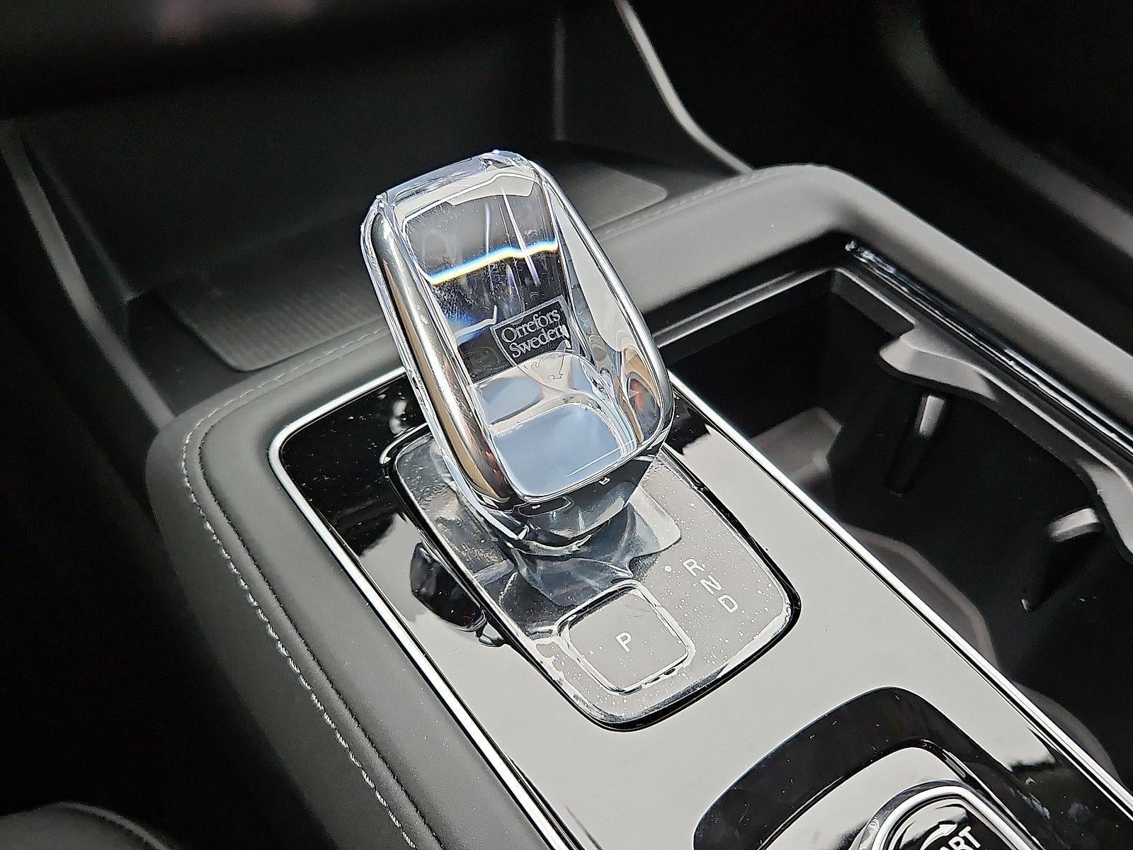 2026 Volvo XC90 B6 AWD Plus 6-Seater