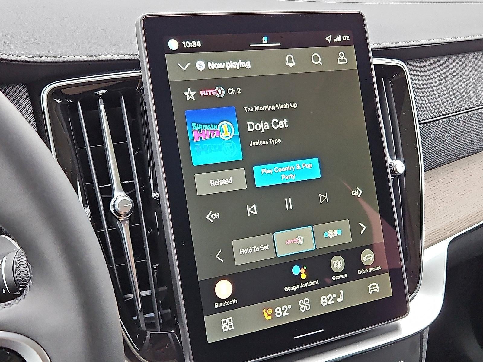 2026 Volvo XC90 B6 AWD Plus 6-Seater