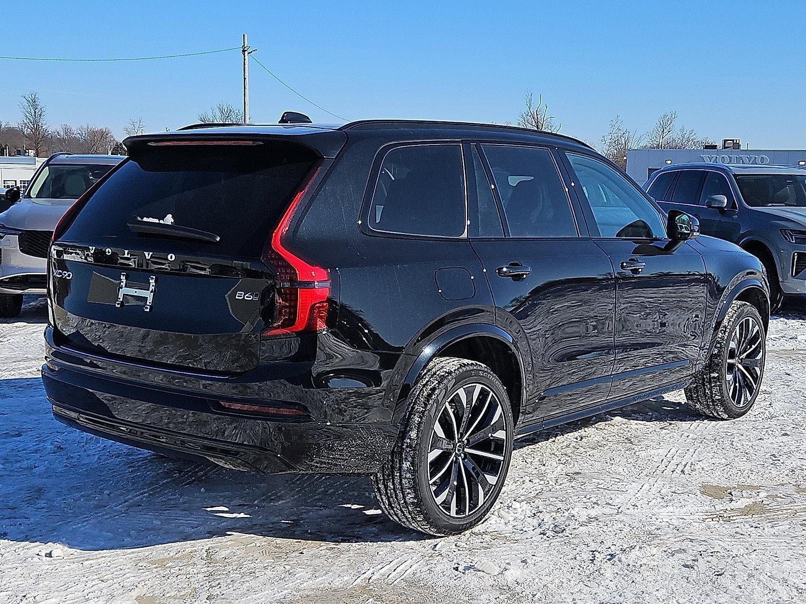 2026 Volvo XC90 B6 AWD Ultra Dark Theme 6-Seater