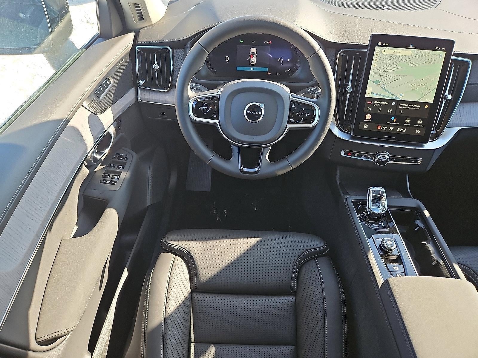 2026 Volvo XC90 B6 AWD Ultra Dark Theme 6-Seater