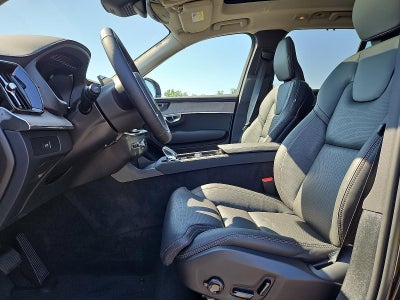 2026 Volvo XC90 B6 AWD Ultra Dark Theme 6-Seater