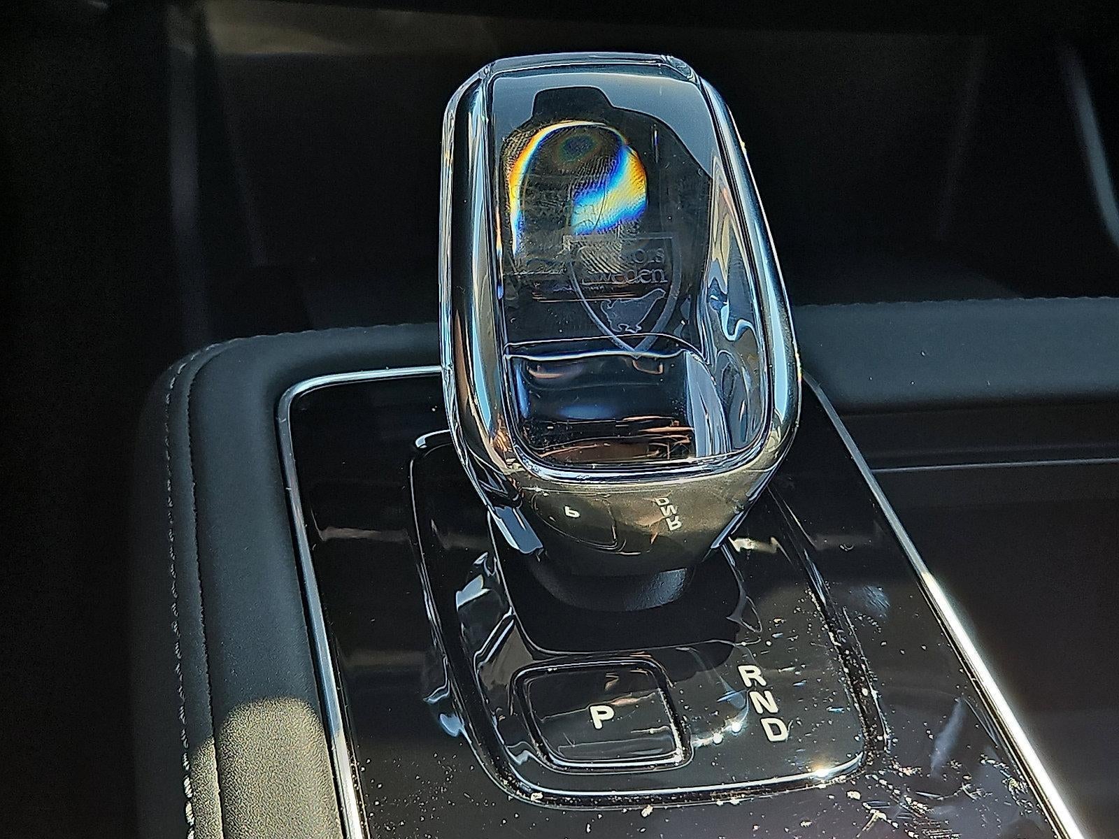 2026 Volvo XC90 B6 AWD Ultra Dark Theme 6-Seater