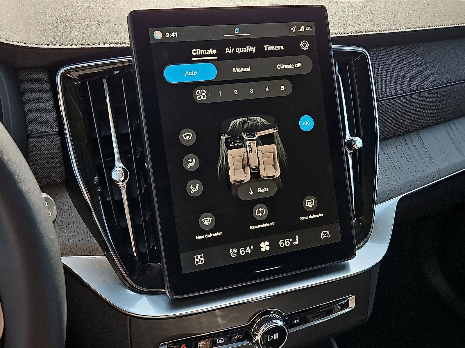 2026 Volvo XC90 B6 AWD Ultra Dark Theme 6-Seater