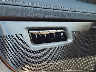 2026 Volvo XC90 B6 AWD Ultra Dark Theme 6-Seater