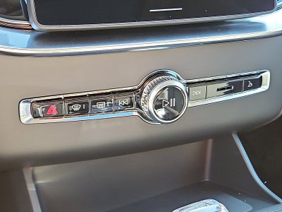 2026 Volvo XC90 B6 AWD Ultra Dark Theme 6-Seater