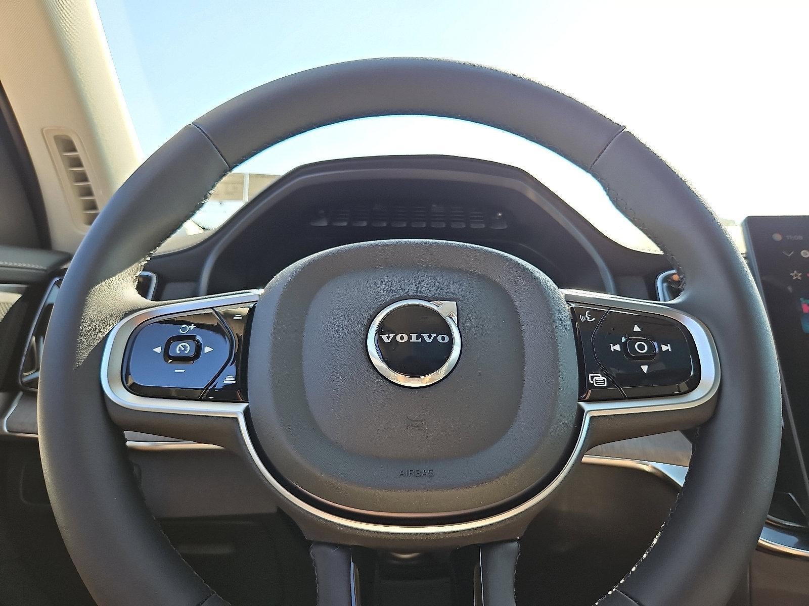 2026 Volvo XC90 B6 AWD Ultra Dark Theme 6-Seater