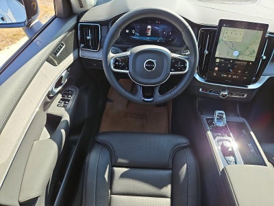2026 Volvo XC90 B6 AWD Ultra Dark Theme 6-Seater