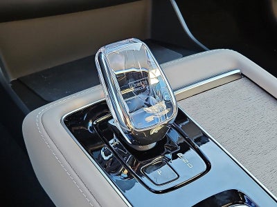 2026 Volvo XC90 B6 AWD Ultra Dark Theme 6-Seater