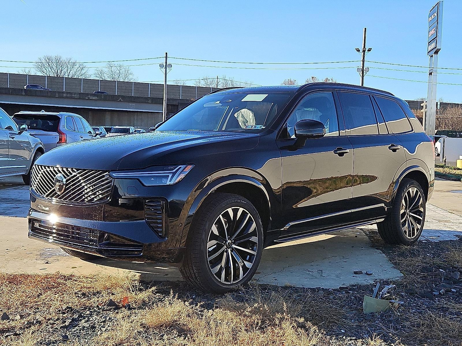 2026 Volvo XC90 B6 AWD Ultra Dark Theme 6-Seater