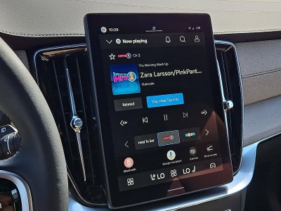2026 Volvo XC90 B6 AWD Ultra Dark Theme 6-Seater