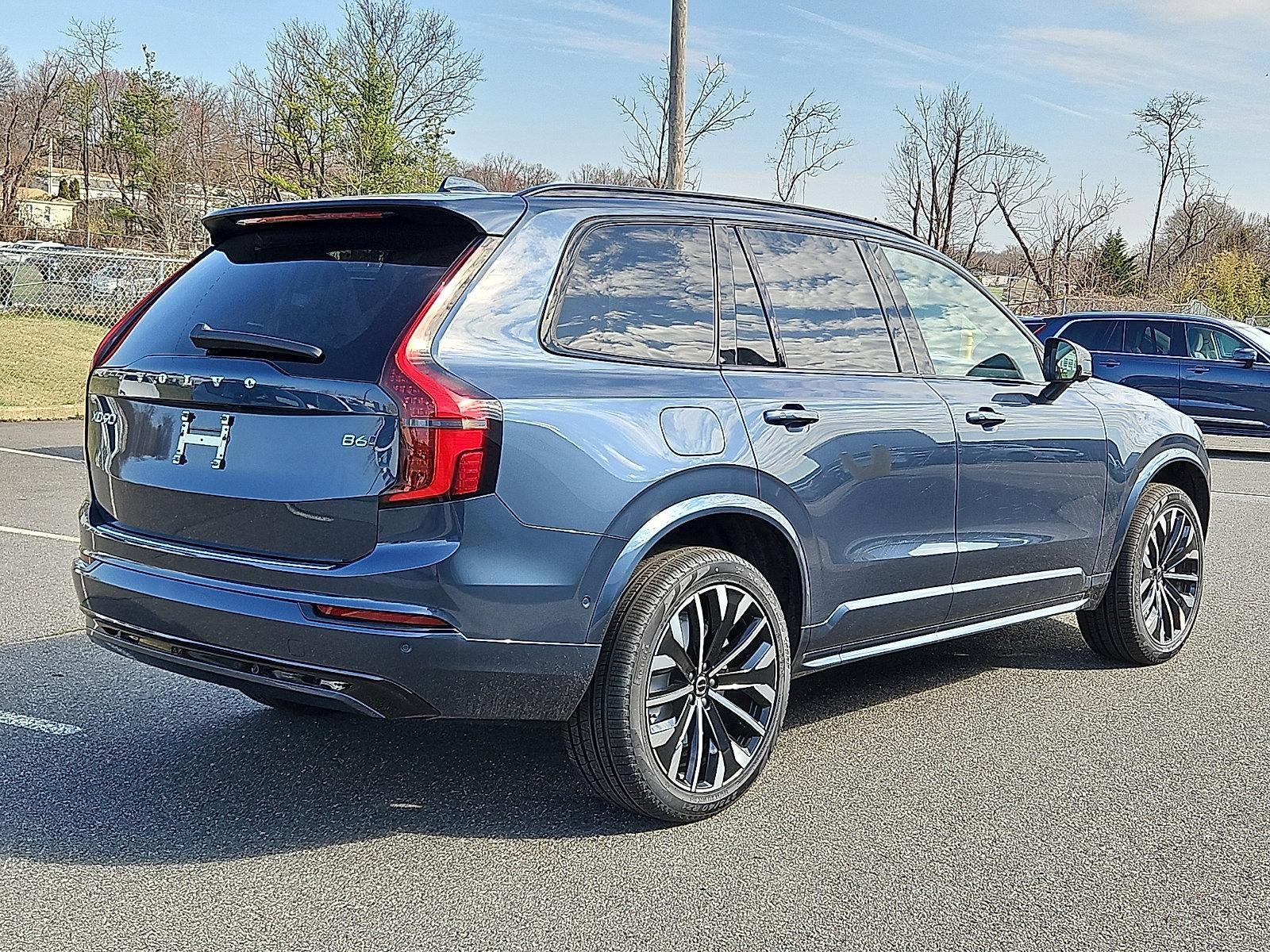 2026 Volvo XC90 B6 AWD Ultra Dark Theme 6-Seater