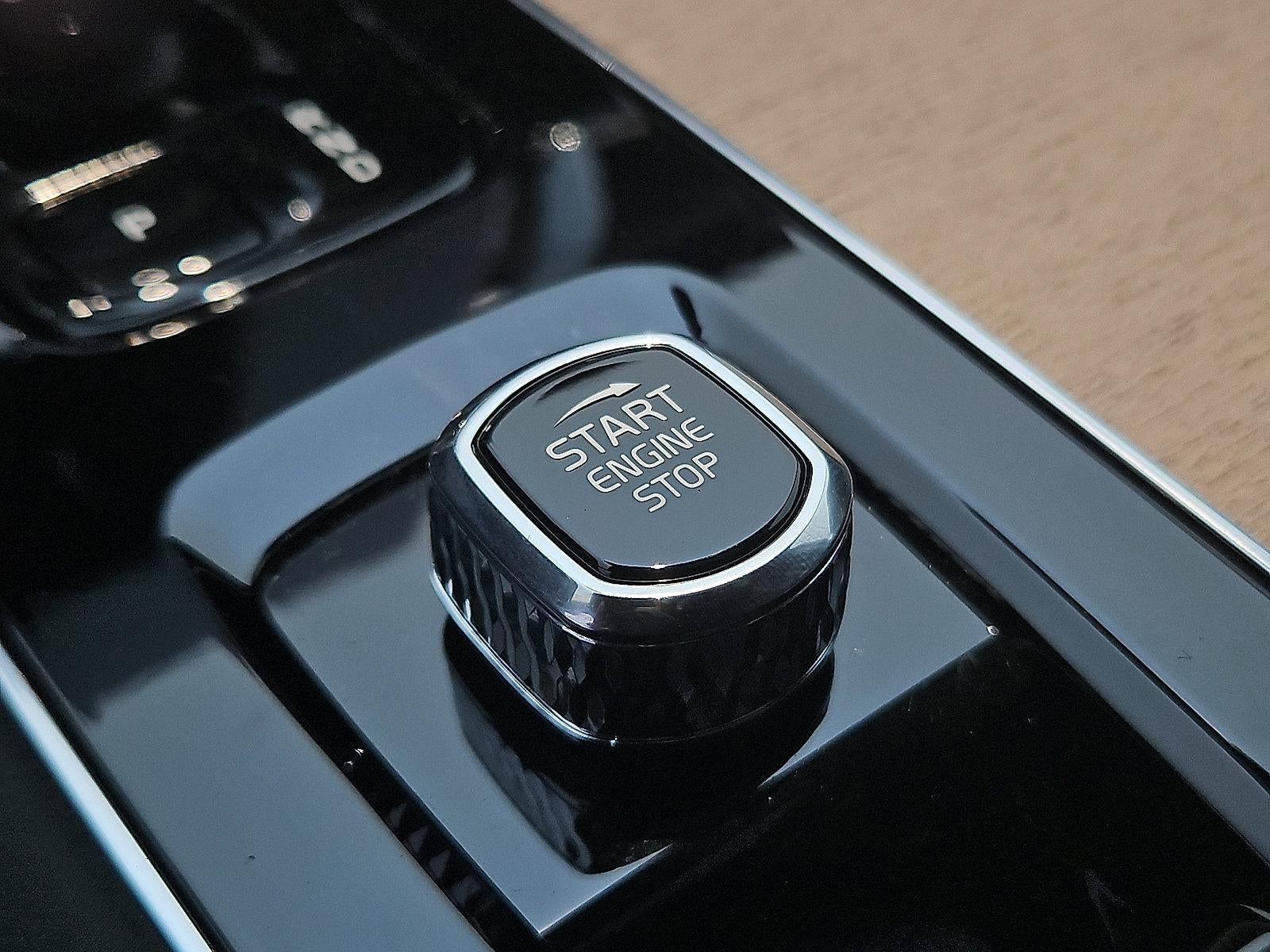 2025 Volvo XC90 2025.5 B6 AWD Plus 7-Seater