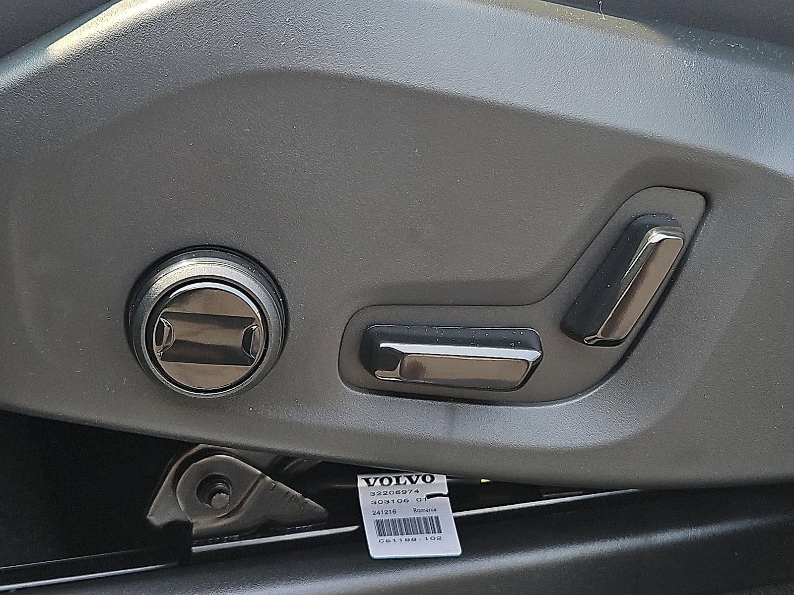 2025 Volvo XC90 2025.5 B6 AWD Plus 7-Seater