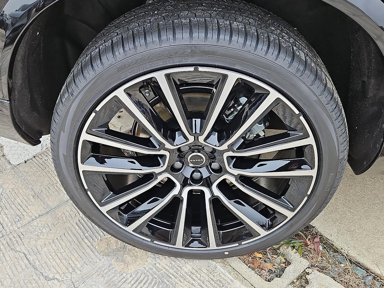 2026 Volvo XC90 B6 AWD Plus 7-Seater