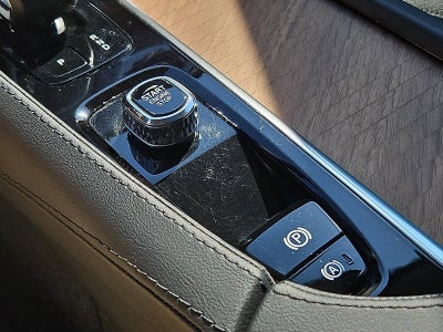 2025 Volvo XC90 B6 AWD Plus 7-Seater