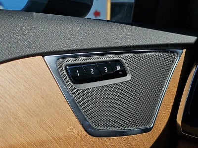 2025 Volvo XC90 B6 AWD Plus 7-Seater