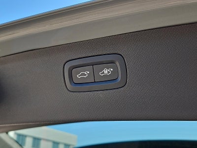 2025 Volvo XC90 B6 AWD Plus 7-Seater
