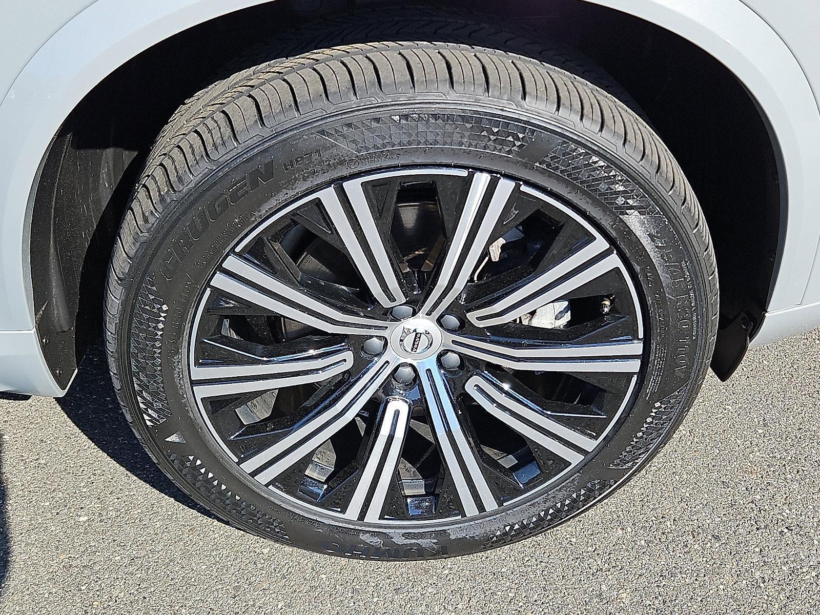 2025 Volvo XC90 B6 AWD Plus 7-Seater