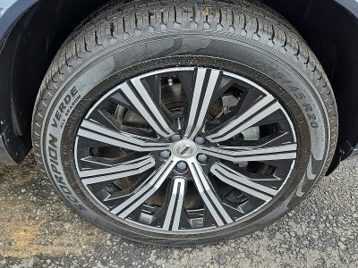 2024 Volvo XC90 B6 AWD Plus Bright Theme 7P