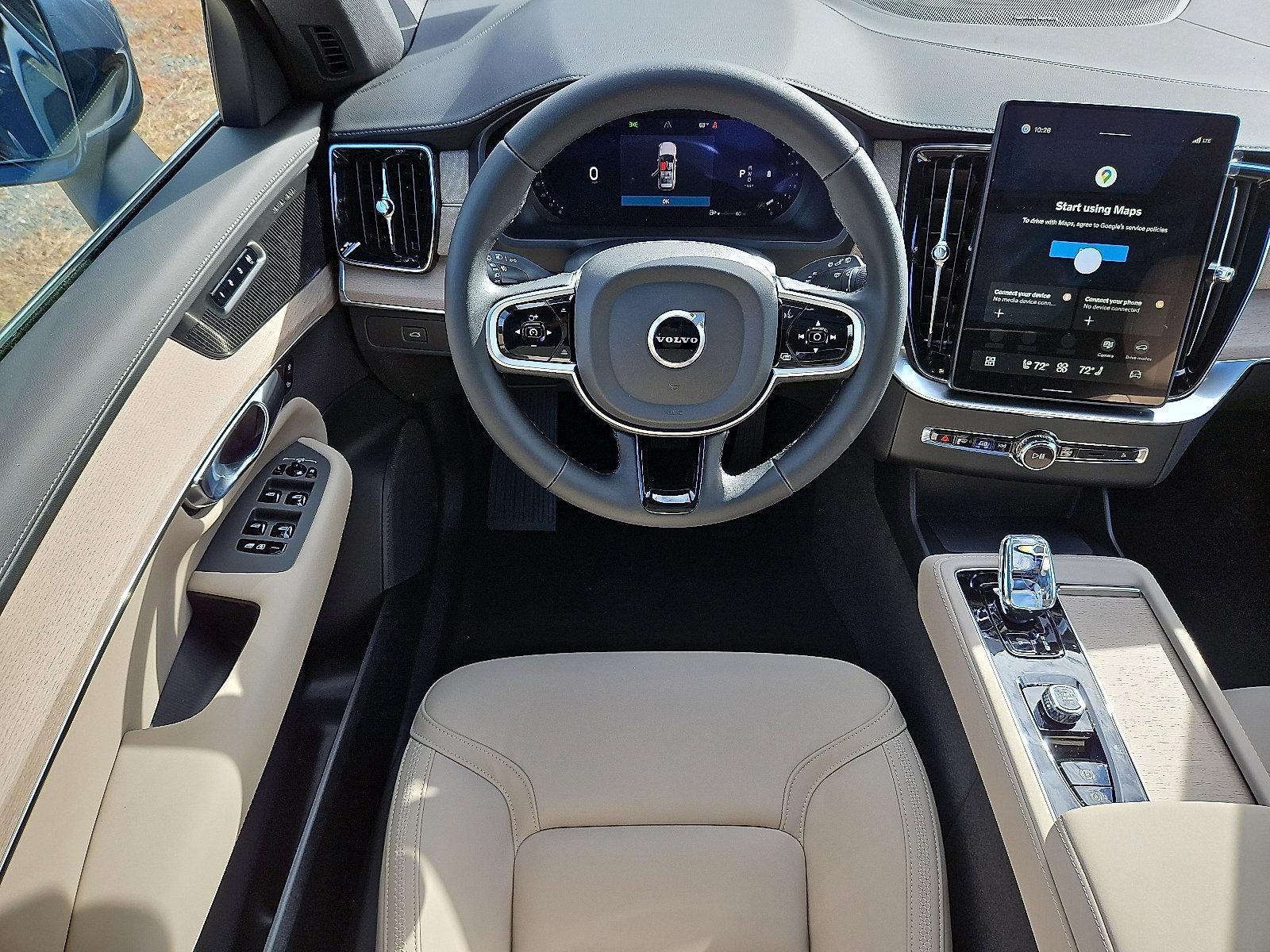 2026 Volvo XC90 B6 AWD Plus 7-Seater