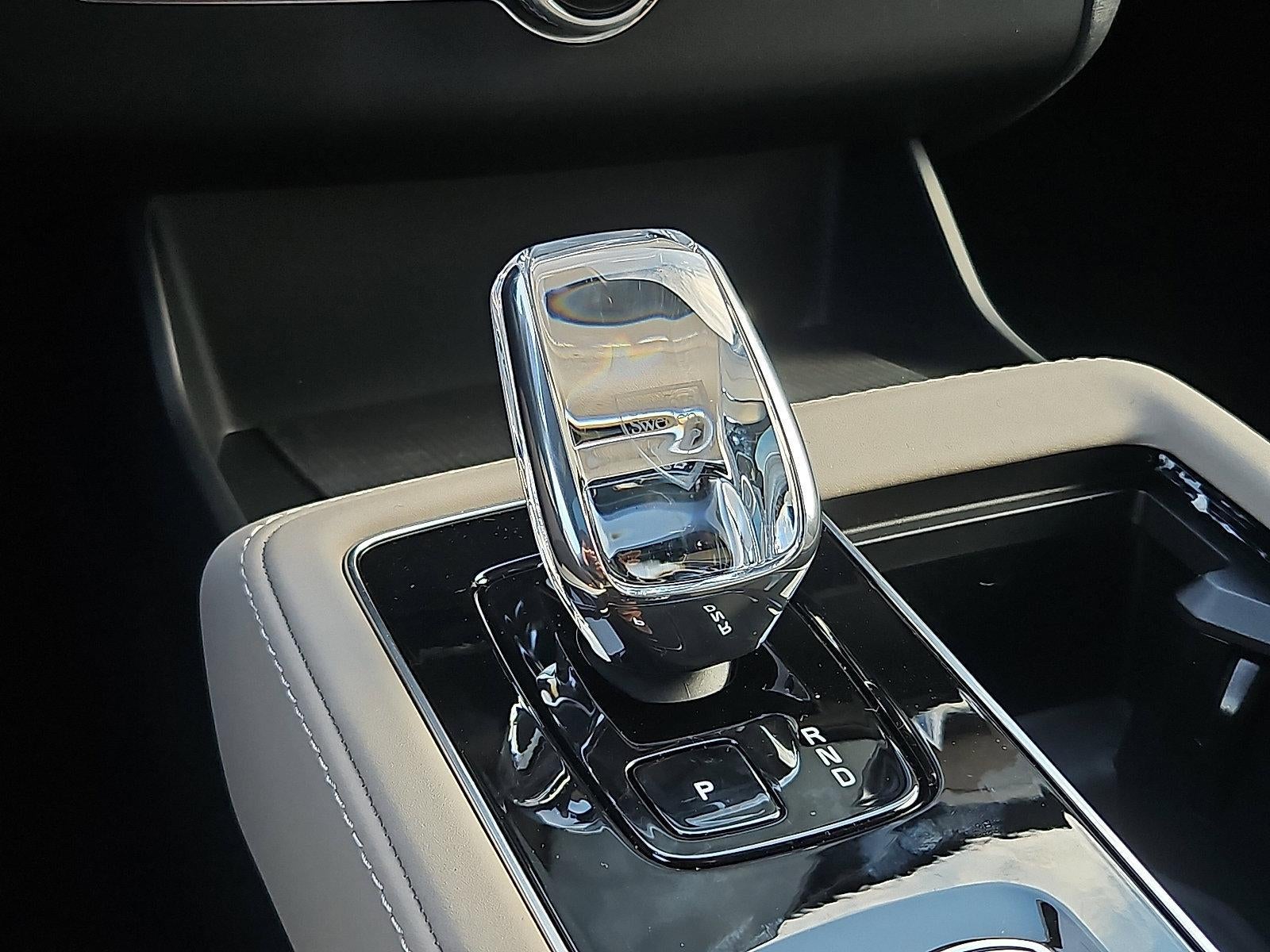 2026 Volvo XC90 B6 AWD Plus 7-Seater