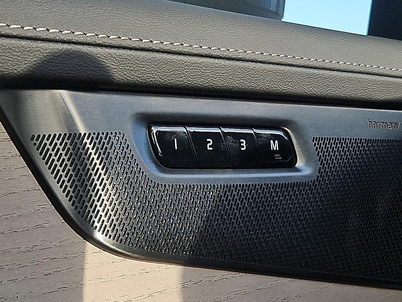 2026 Volvo XC90 B6 AWD Plus 7-Seater