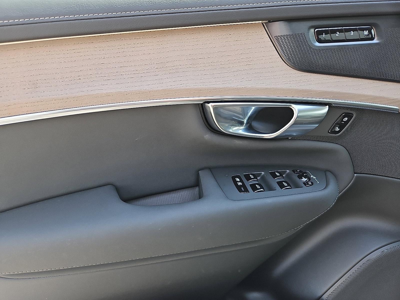 2026 Volvo XC90 B6 AWD Plus 7-Seater