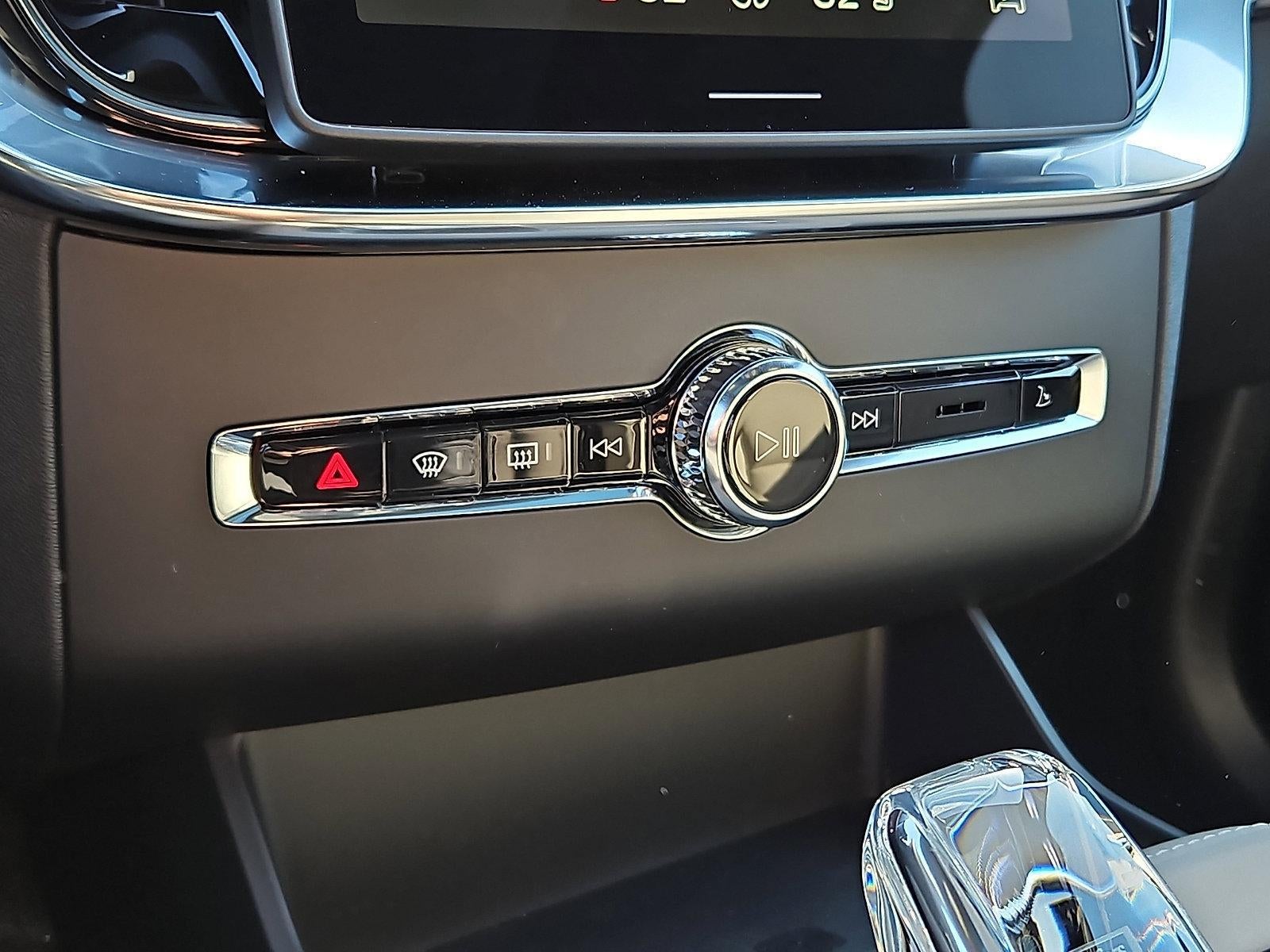 2026 Volvo XC90 B6 AWD Plus 7-Seater