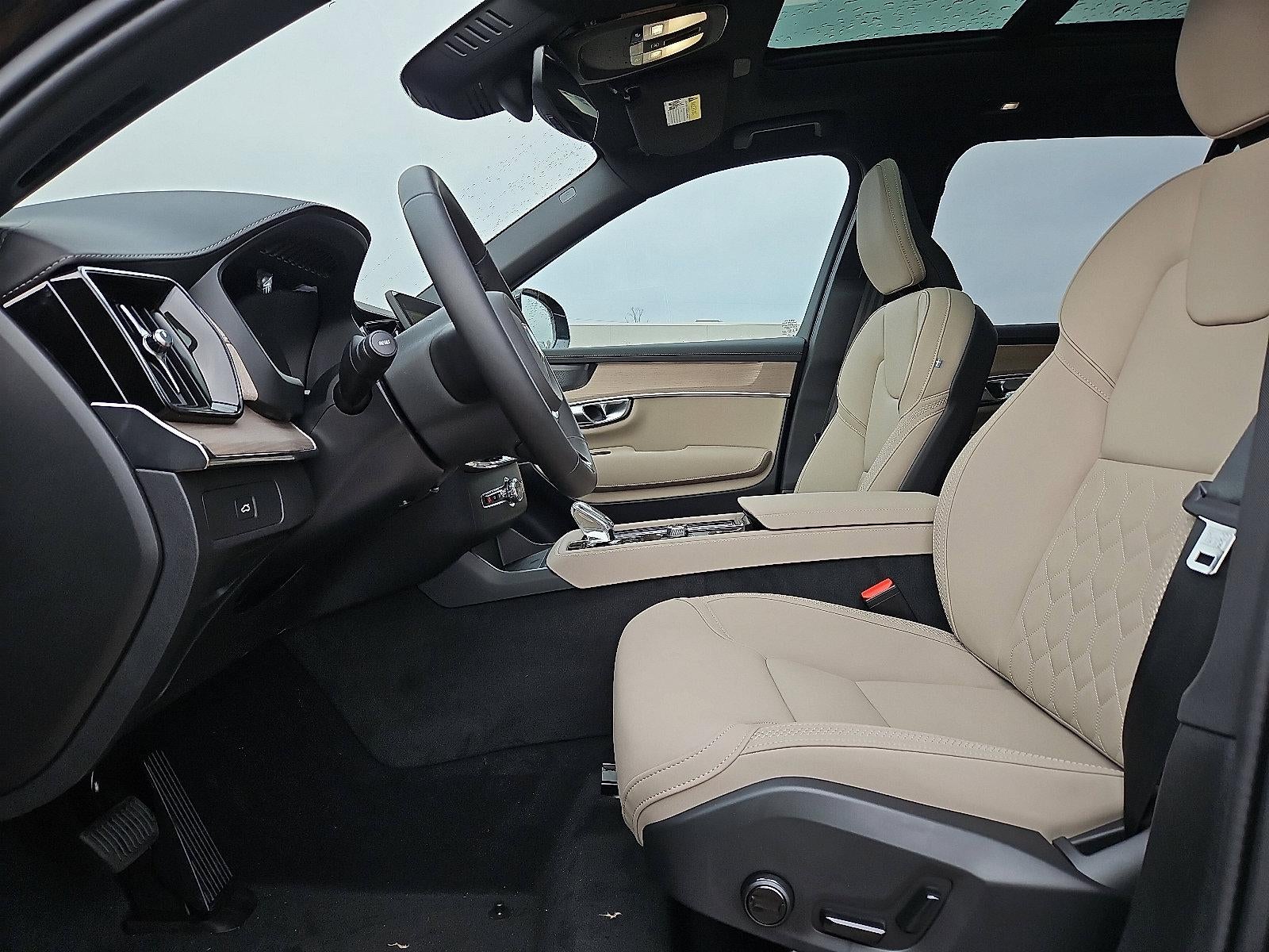 2026 Volvo XC90 B6 AWD Plus 7-Seater