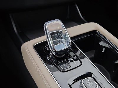 2026 Volvo XC90 B6 AWD Plus 7-Seater