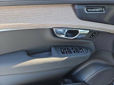 2026 Volvo XC90 B6 AWD Plus 7-Seater