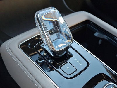 2026 Volvo XC90 B6 AWD Plus 7-Seater