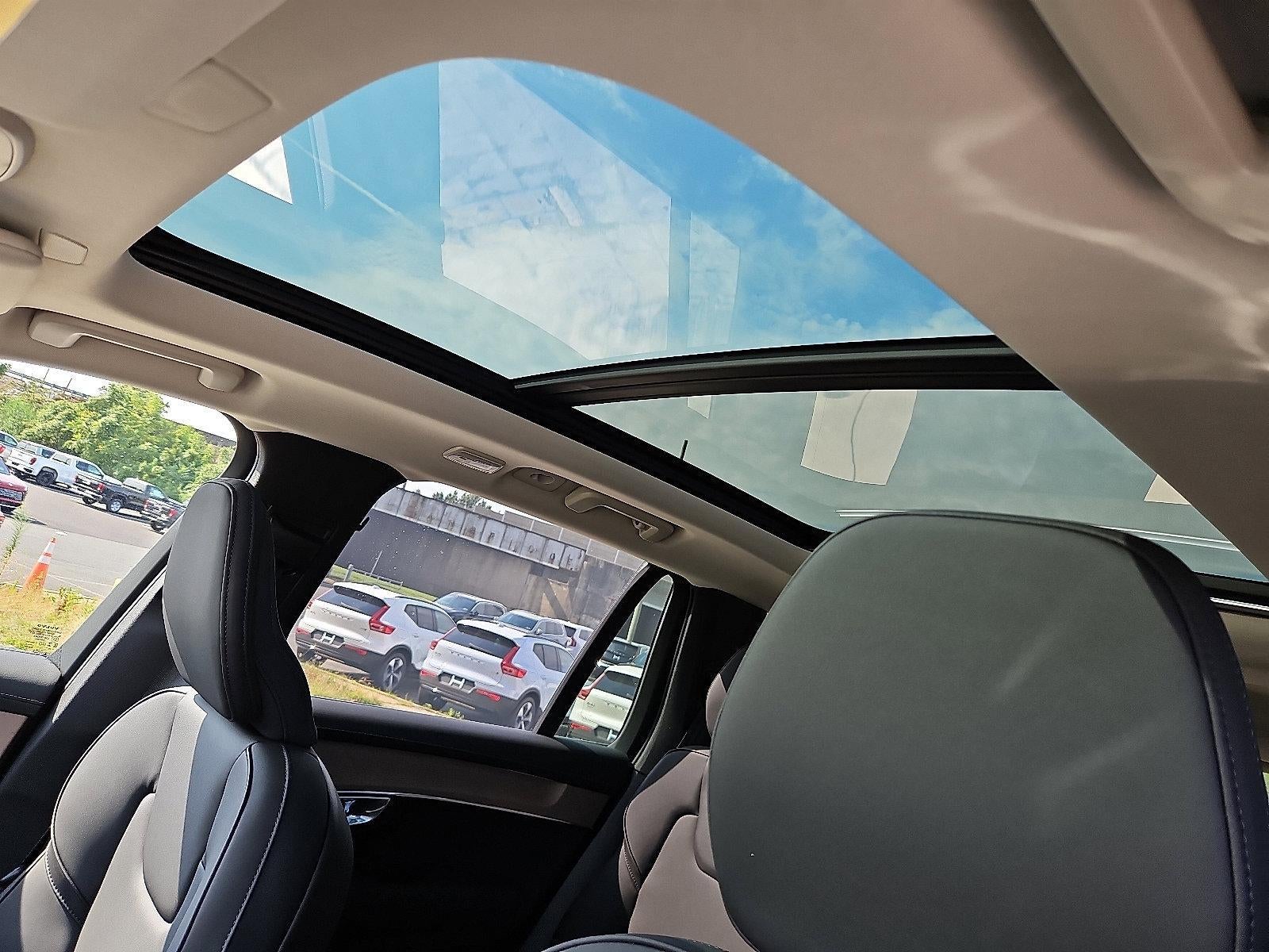 2026 Volvo XC90 B6 AWD Plus 7-Seater