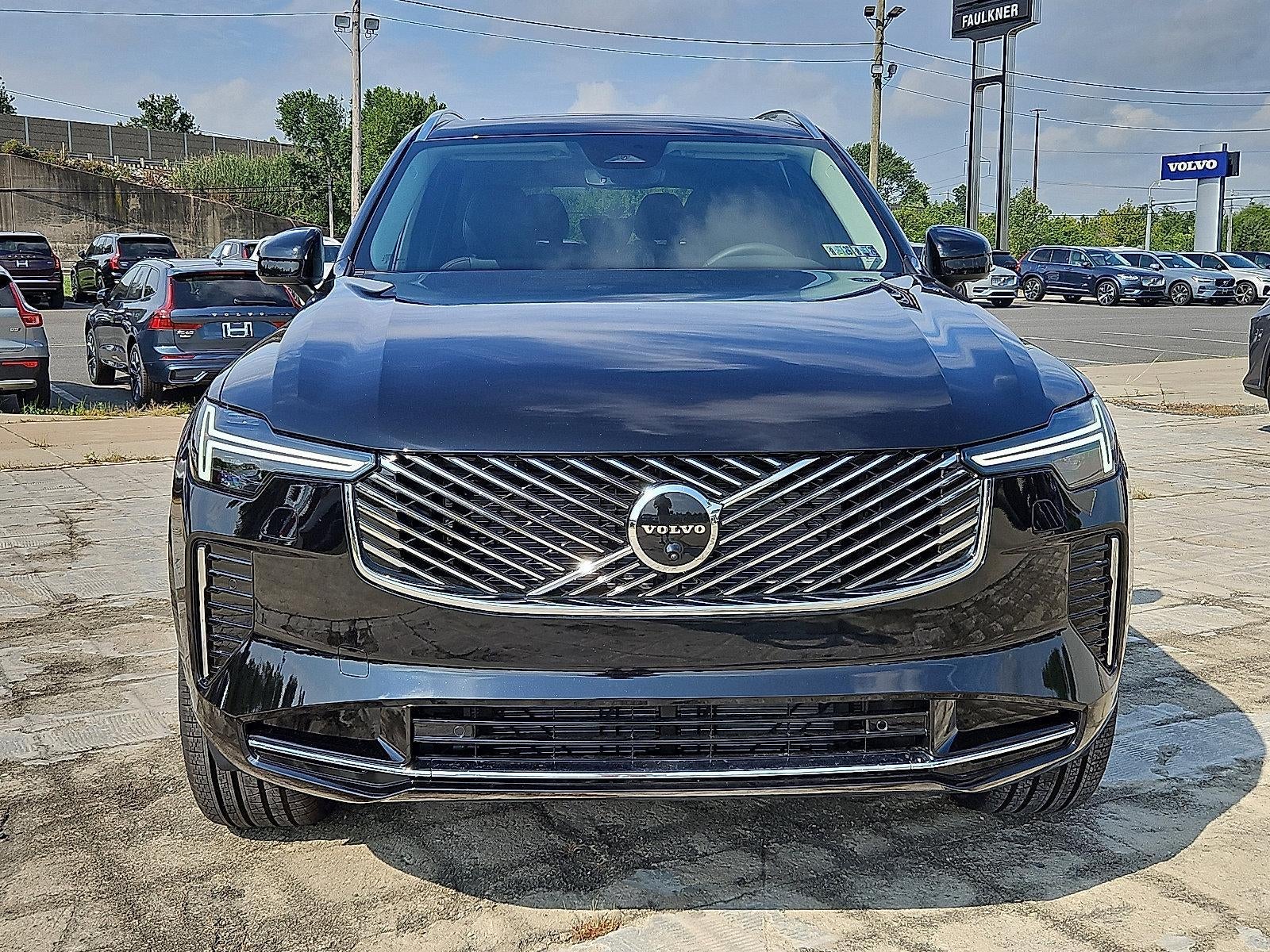 2026 Volvo XC90 B6 AWD Plus 7-Seater