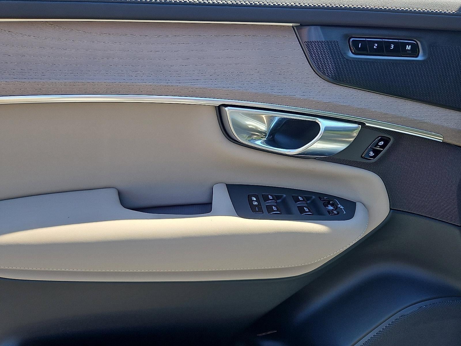 2026 Volvo XC90 B6 AWD Plus 7-Seater