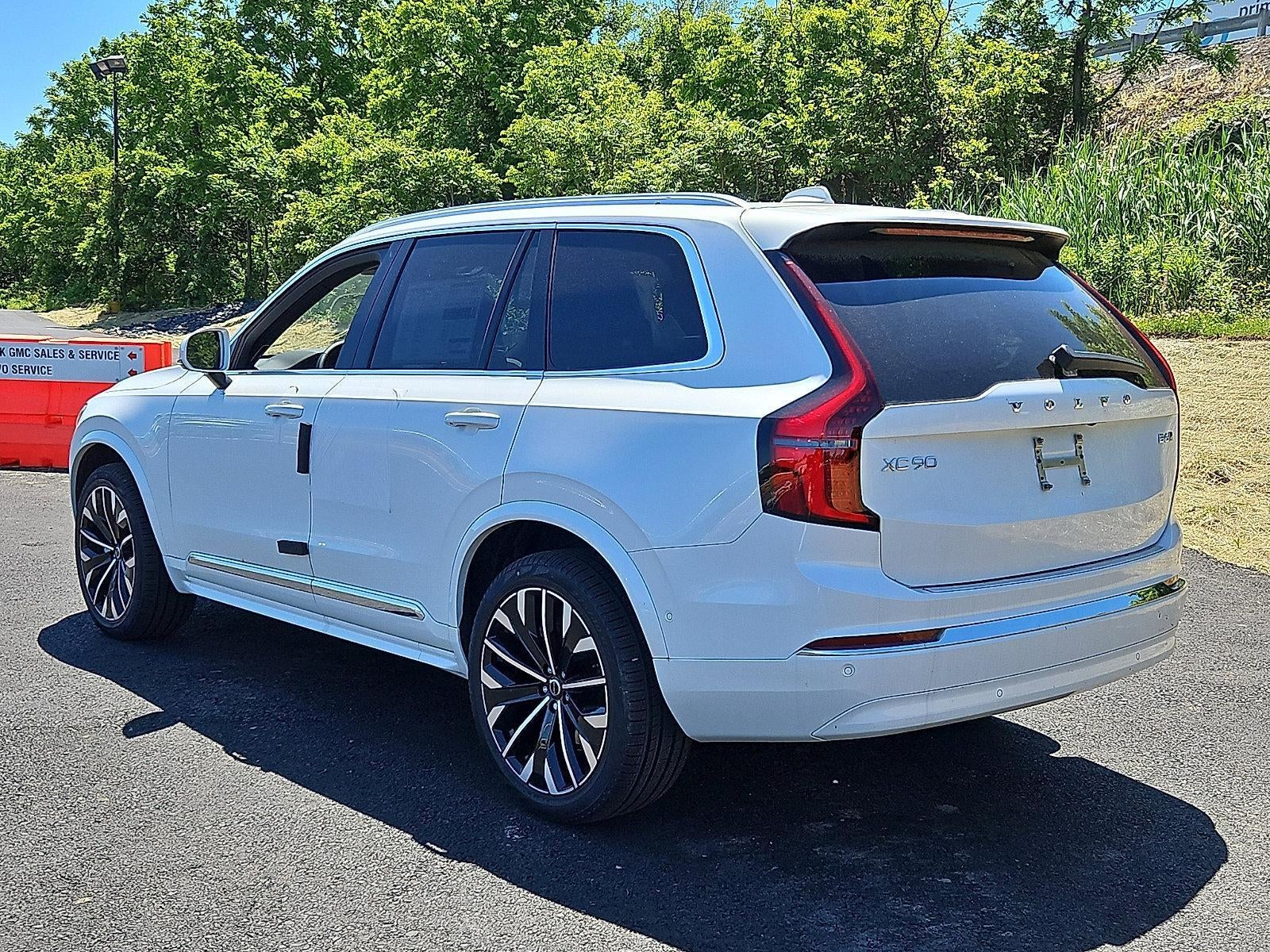 2026 Volvo XC90 B6 AWD Plus 7-Seater