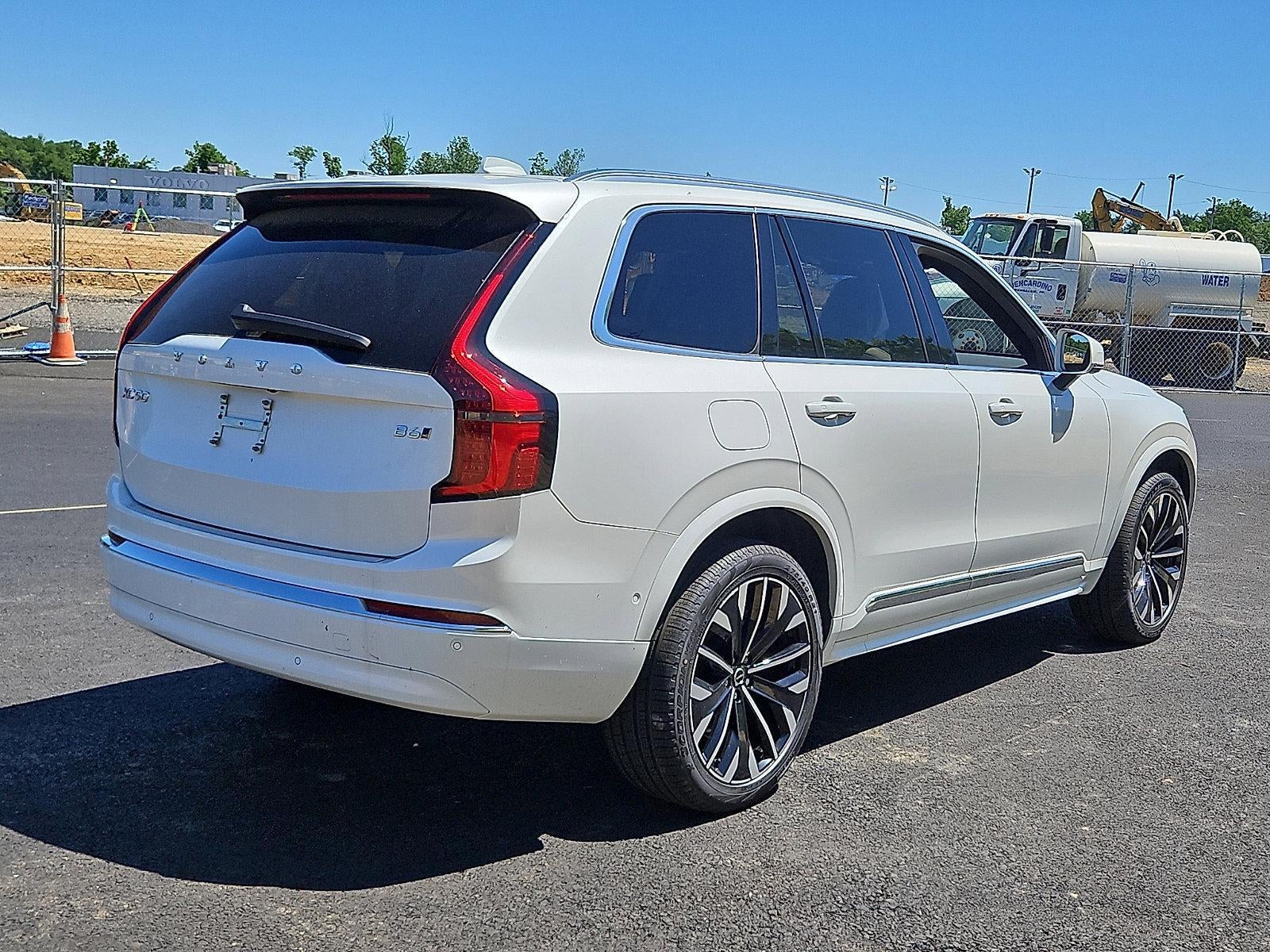 2026 Volvo XC90 B6 AWD Plus 7-Seater