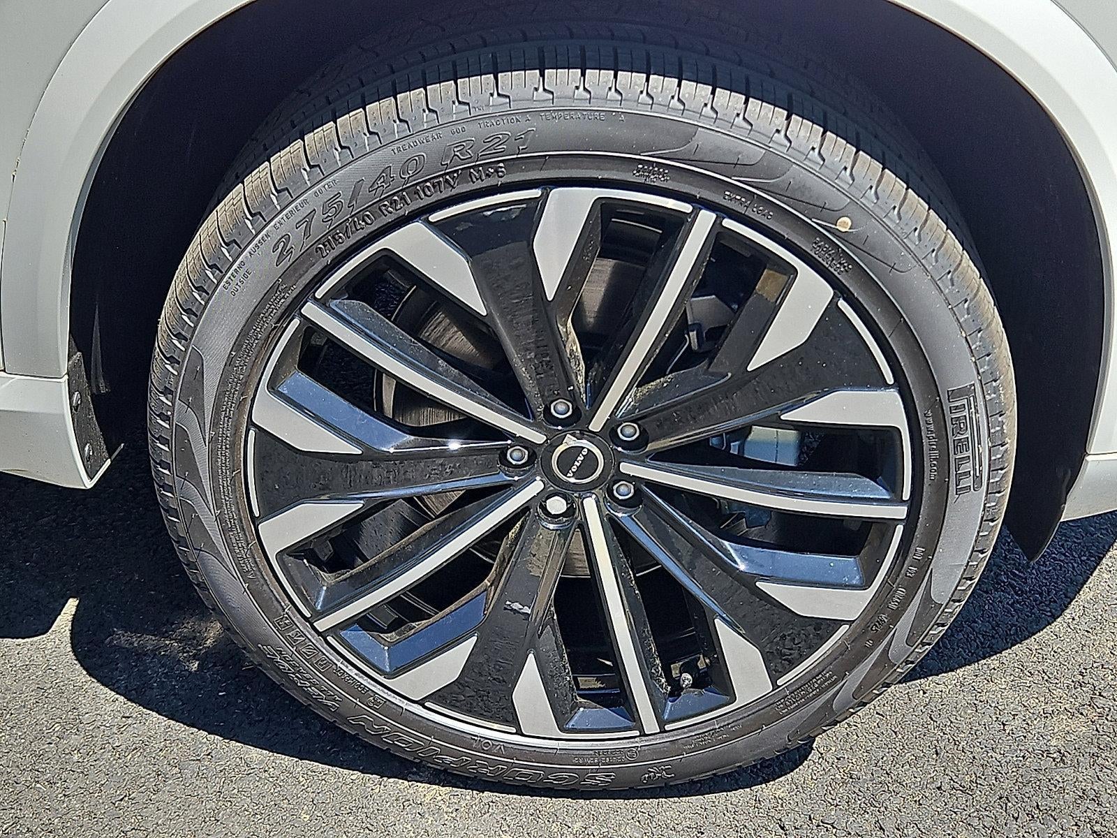 2026 Volvo XC90 B6 AWD Plus 7-Seater