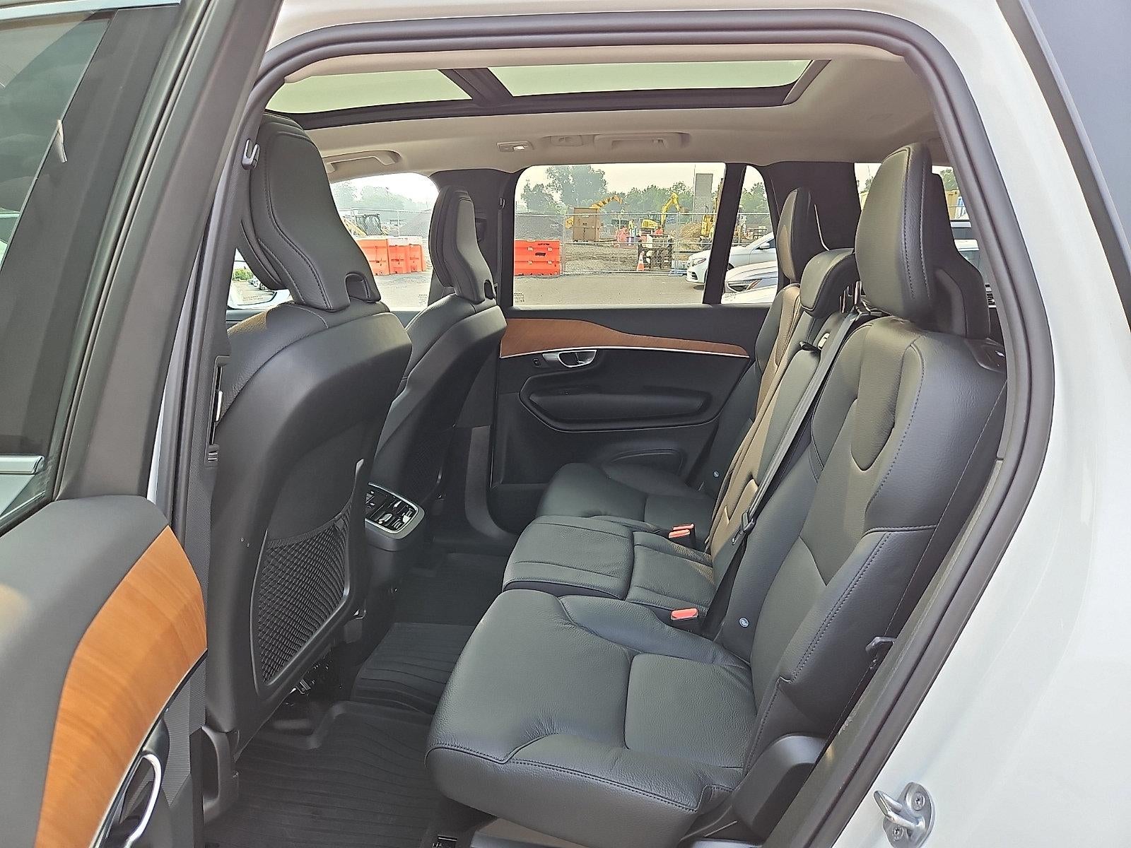 2024 Volvo XC90 B6 AWD Plus Bright Theme 7P