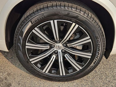 2024 Volvo XC90 B6 AWD Plus Bright Theme 7P