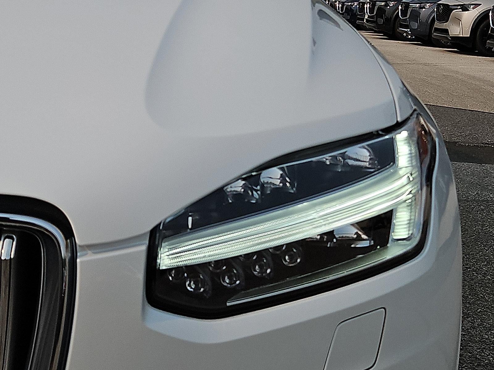 2024 Volvo XC90 B6 AWD Plus Bright Theme 7P